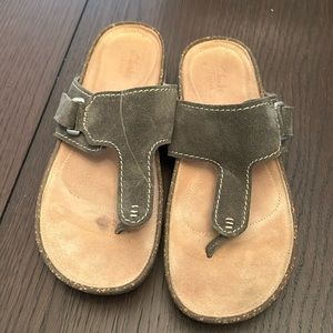 Ladies Clarks Rosilla Dover Toe Post Mule Sandals size 8